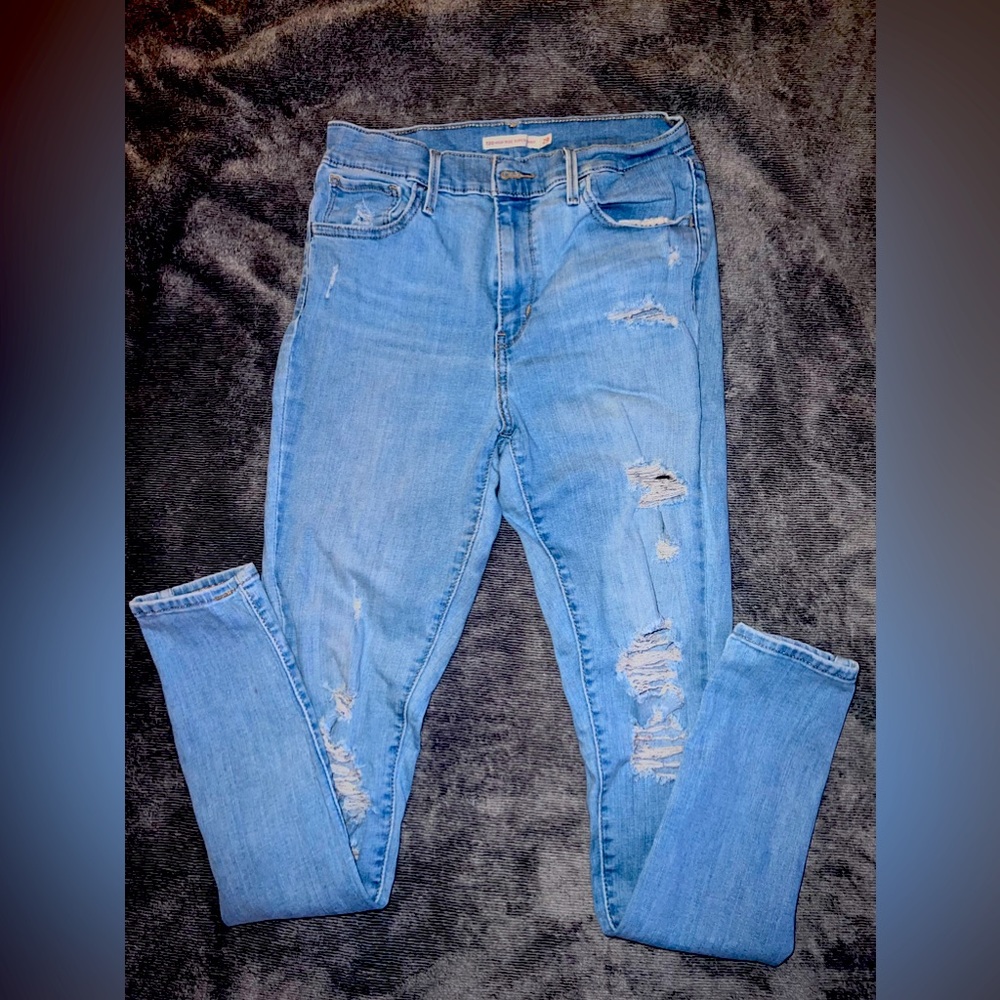 Levi jeans